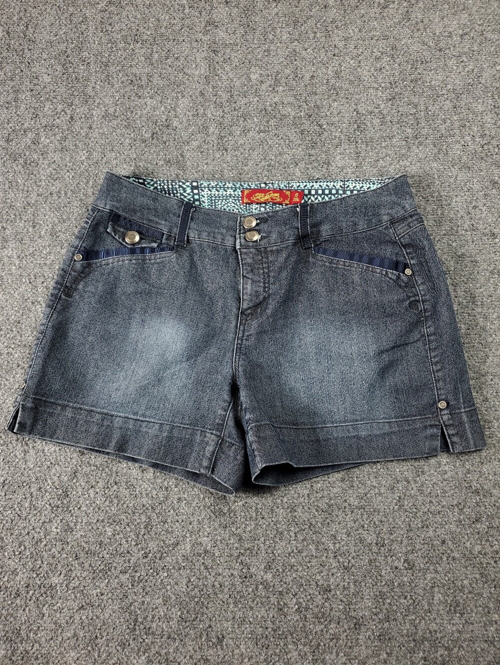 One 5 One Denim Shorts 6 32 Blue Jean Grosgrain Trim Double Button Cuffed Womens